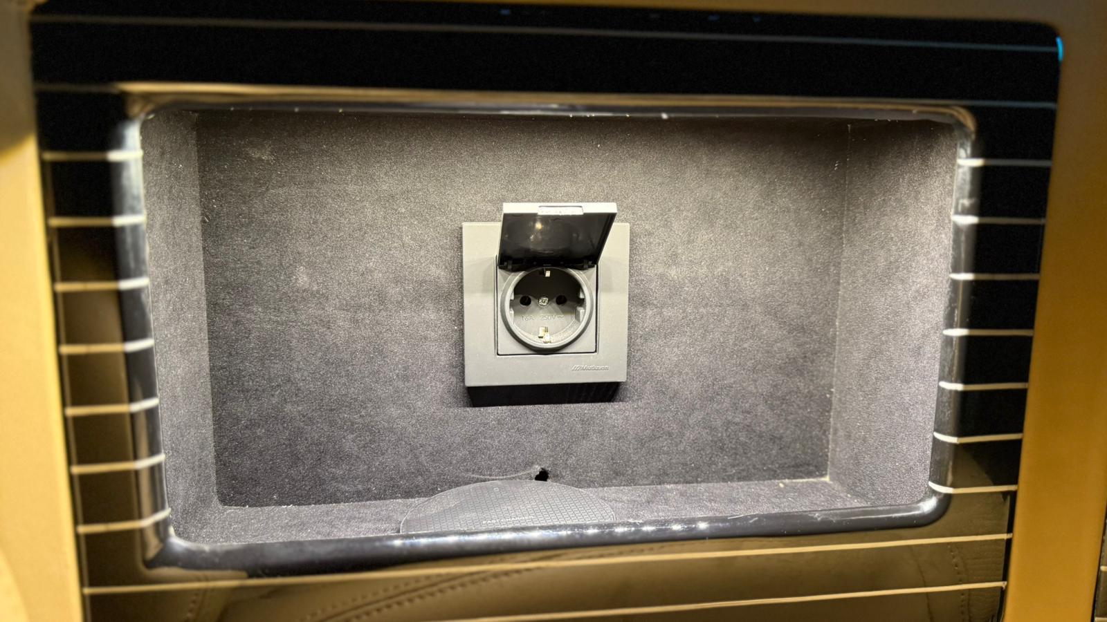 Kocalar Motors | Uzun şasi VİP TRANSPORTER  HATASIZ