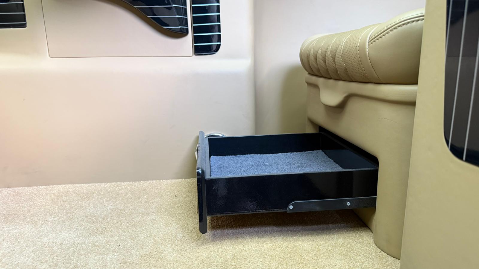 Kocalar Motors | Uzun şasi VİP TRANSPORTER  HATASIZ